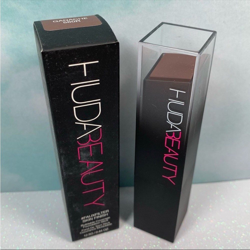 Huda Beauty Foundation Stick Ganache 560R BNIB